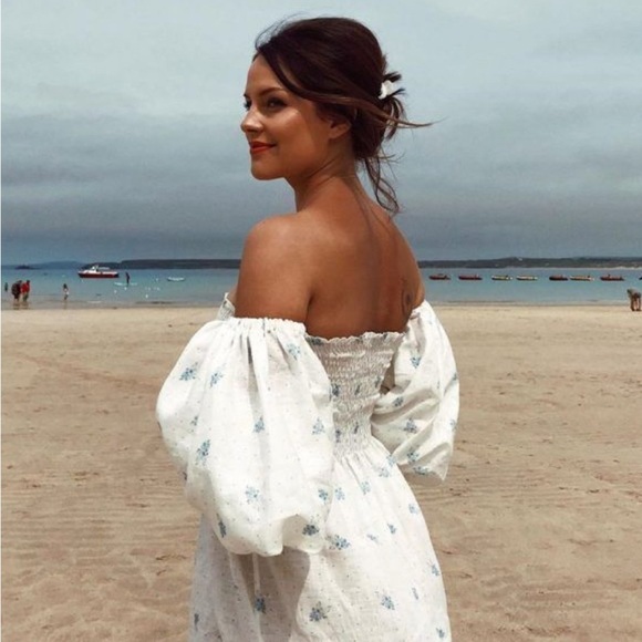 Sleeper ATLANTA LINEN DRESS IN LINUM - TikTok famous- sold out online - Picture 6 of 10